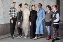 Alexander Montgomery-Andersen (Grønland), Jeannette Ehlers (Danmark), Ninos Josef (Sverige), Sandra Mujinga (Norge), Nayab Ikram (Åland), Nermine El Ansari (Island) og Kemê Pellicer (Finland) deltar i nettverket Critical Friends. Foto: Marta Anna Løvberg