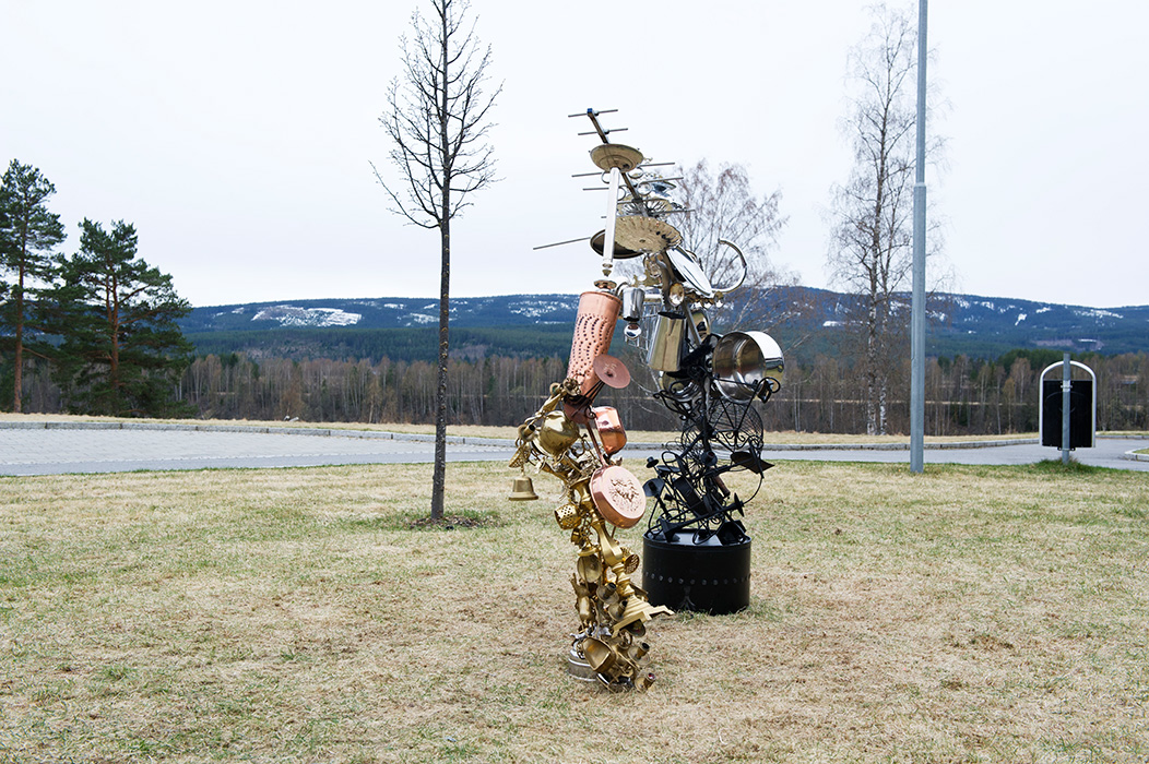 Utsmykning til Våler Ungdomsskole av Jennie Hagevik Bringaker og elever. Foto Ingun A. Mæhlum